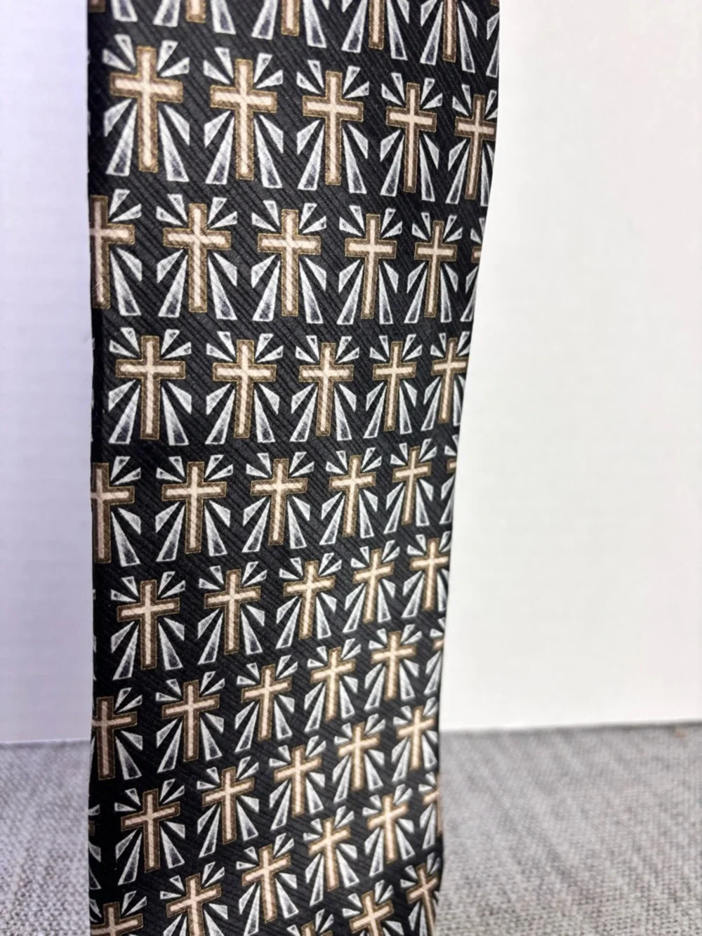 Black Shining Crosses Silk Tie with Metallic Accents